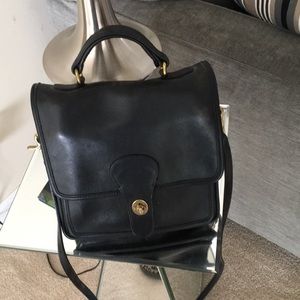 black leather coach shoulder/hand bag,